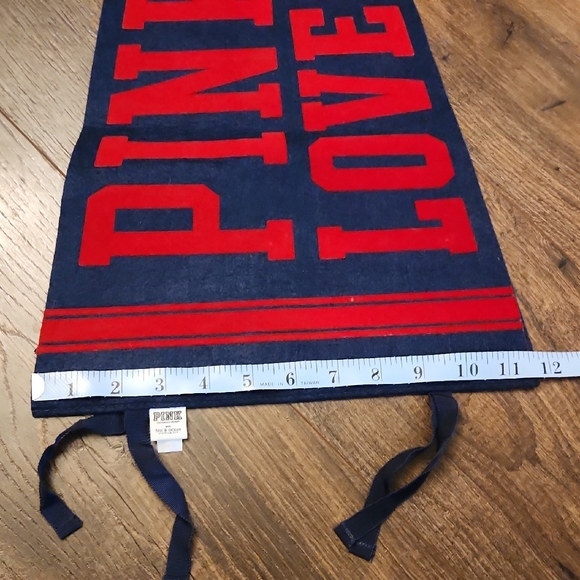 Pink Loves Penn Banner - Picture 4 of 8